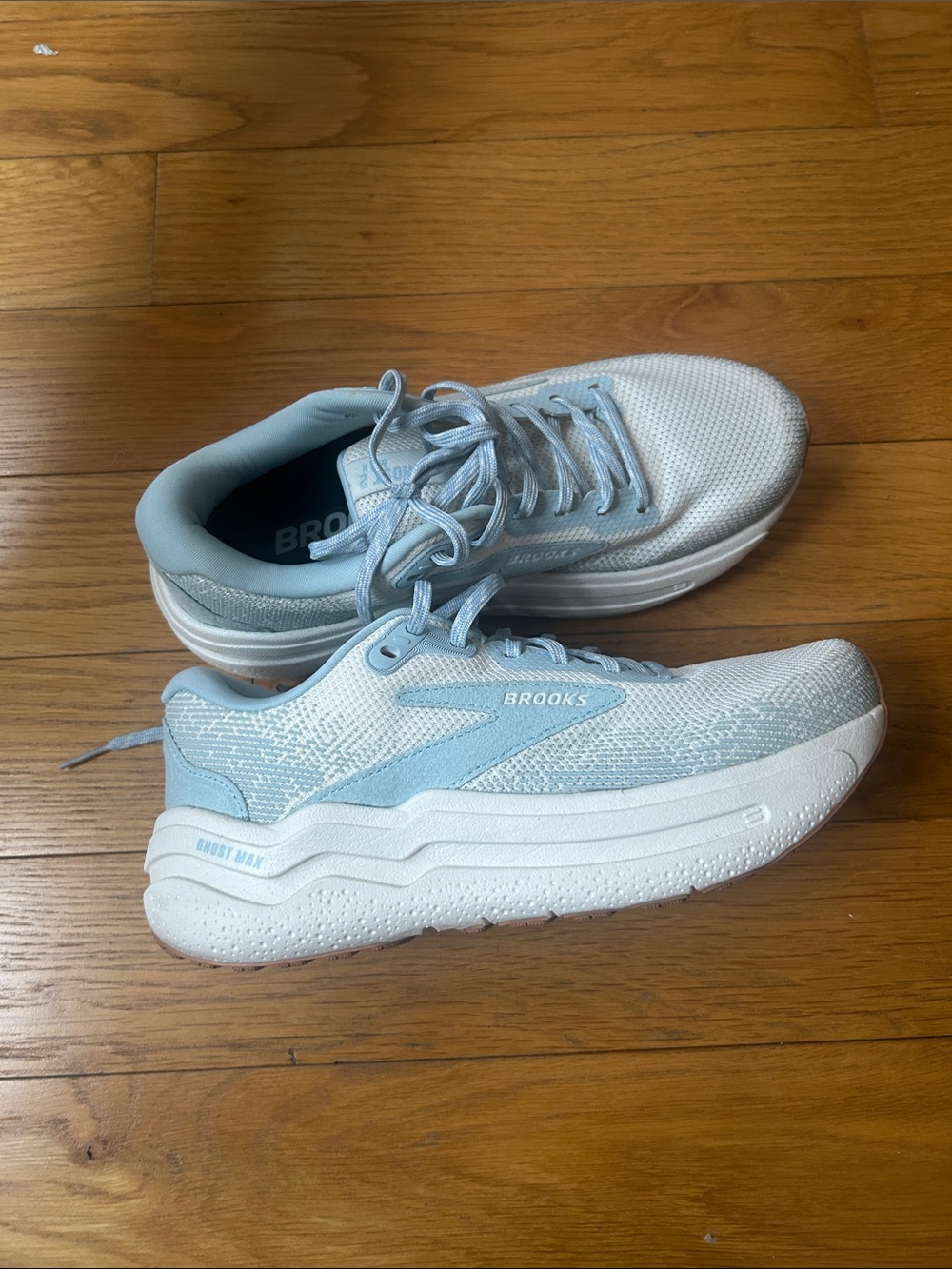 Brooks Women's Running Shoes - Pale Blue & White